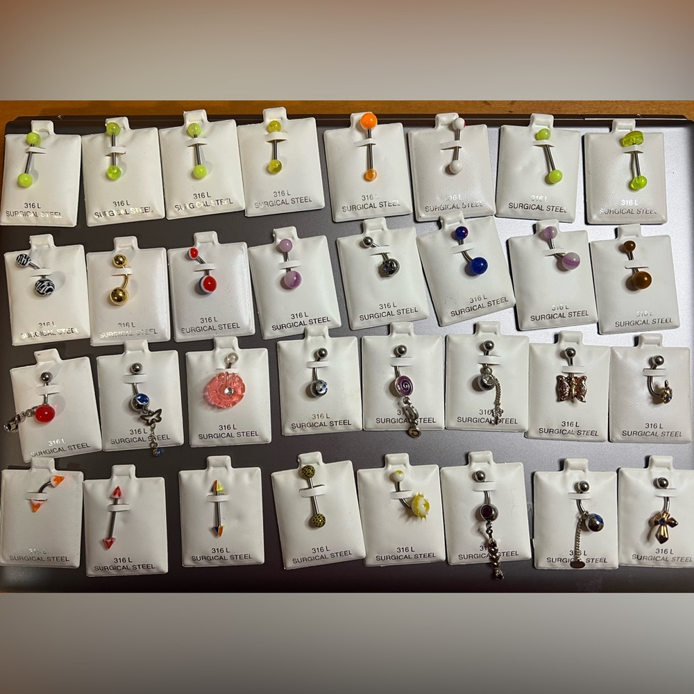 Bulk Lot 32 NOS Belly Rings 316L Surgical Steel Mixed Styles Jewelry Stock